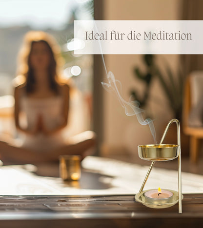 Goldenes Räuchergefäß mit Sieb